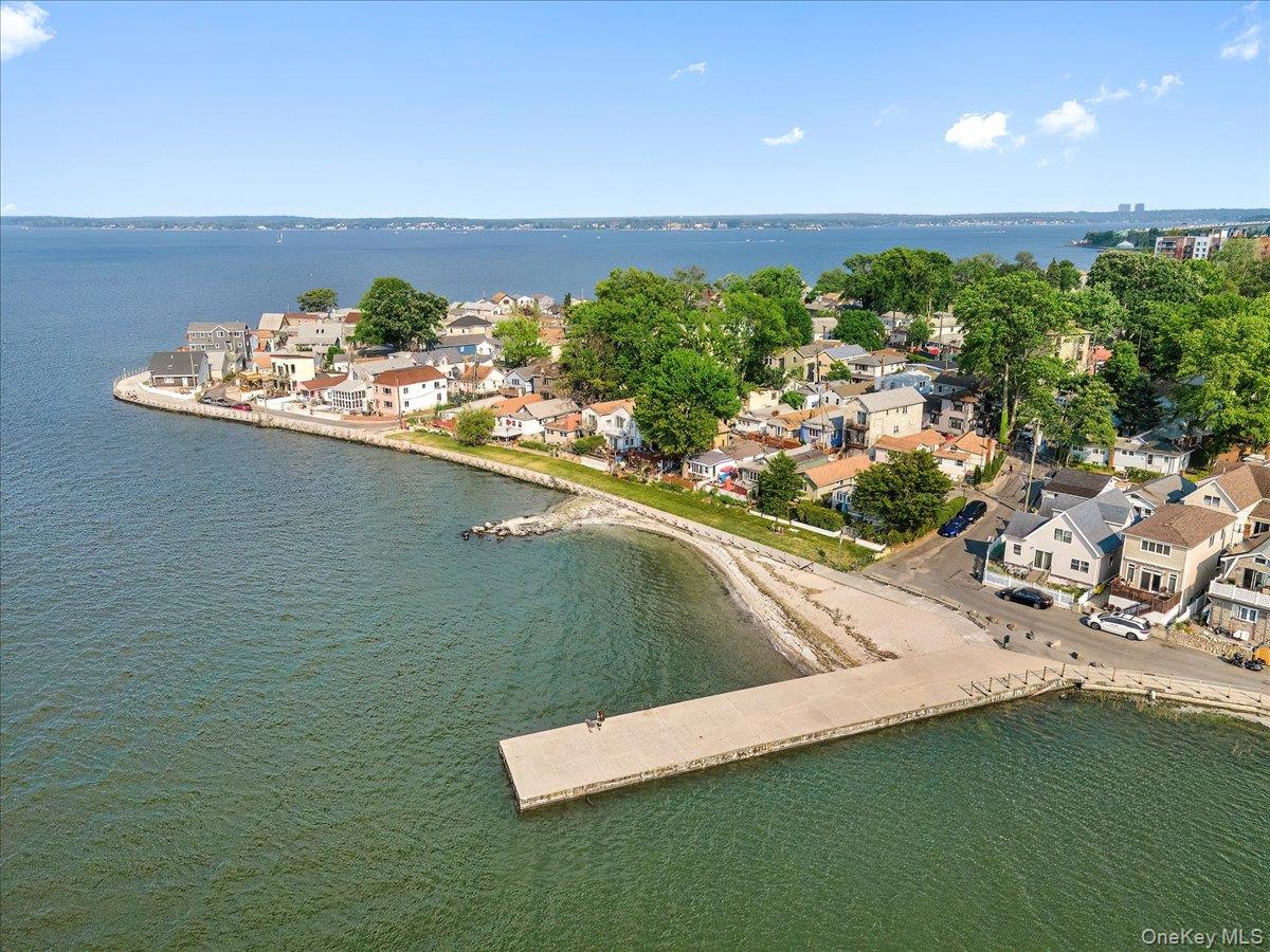 13D Edgewater Park # 13D, Bronx, NY 10465