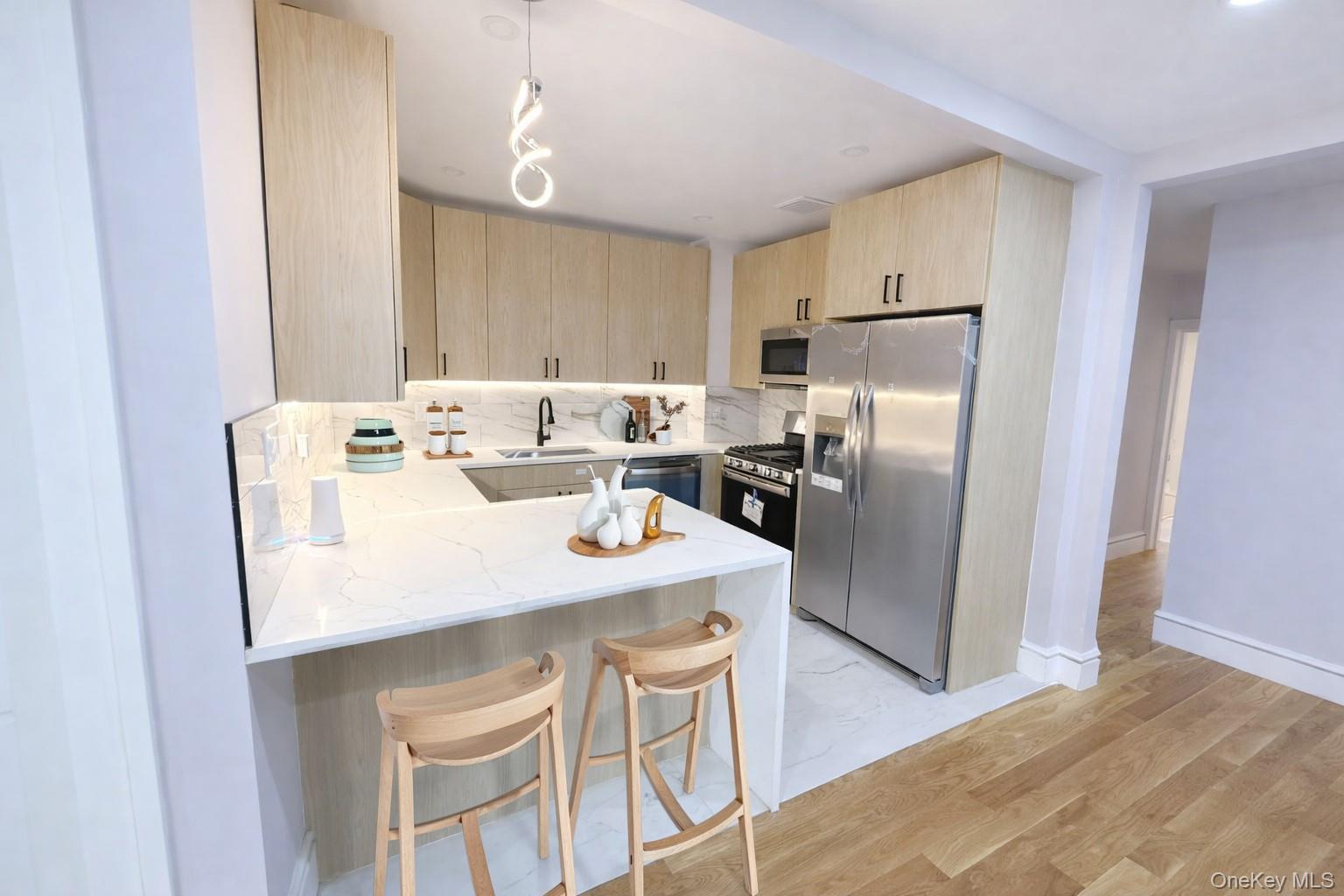 10839 Union Turnpike, Forest Hills, NY 11375