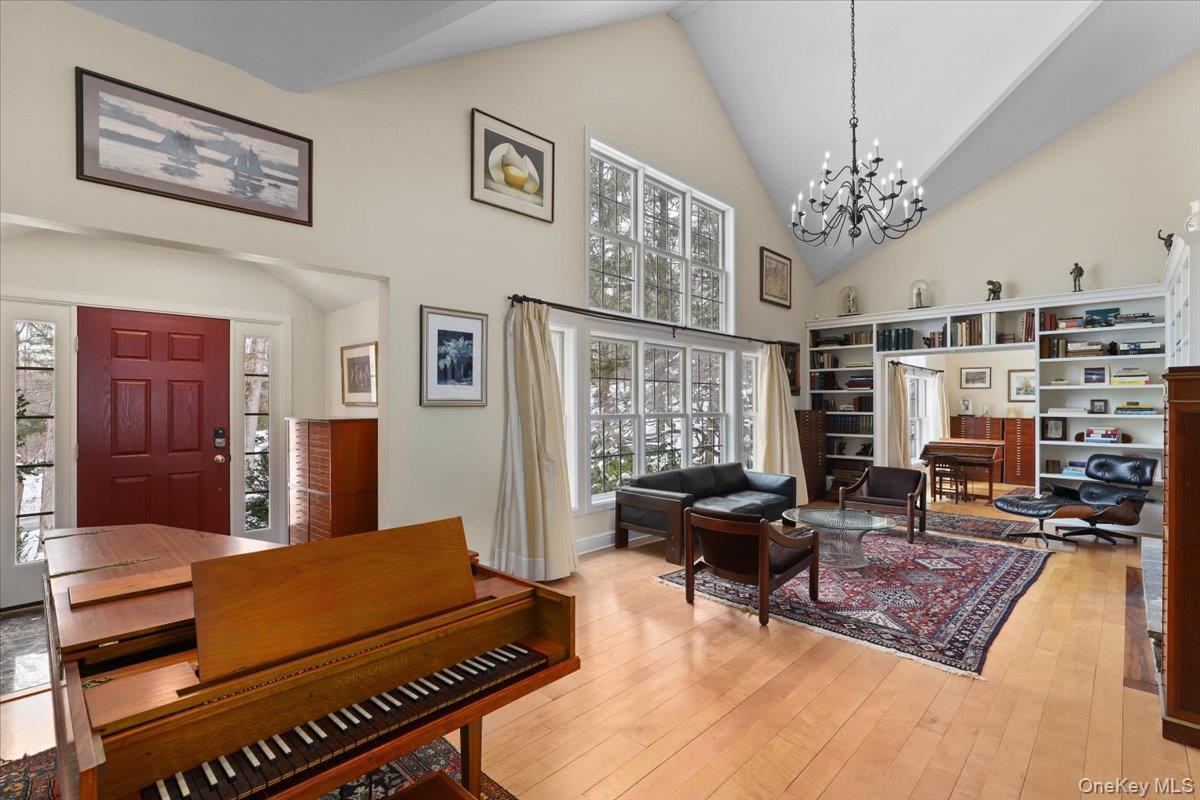 28 Cradle Rock Road, Pound Ridge, NY 10576