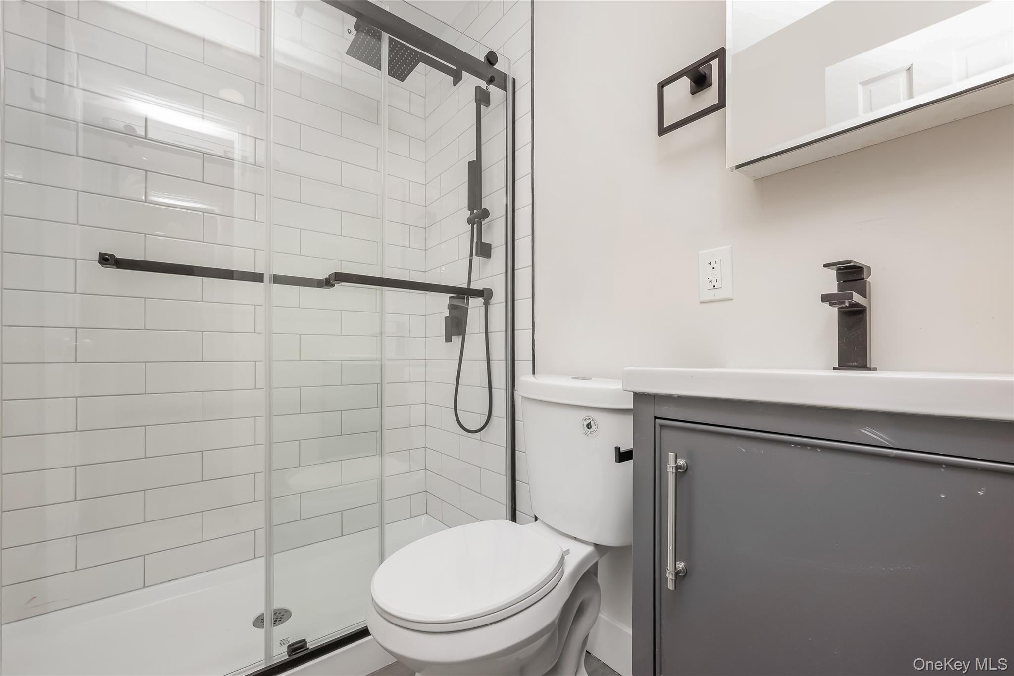 20 Rolling Drive, Brookville, NY 11545