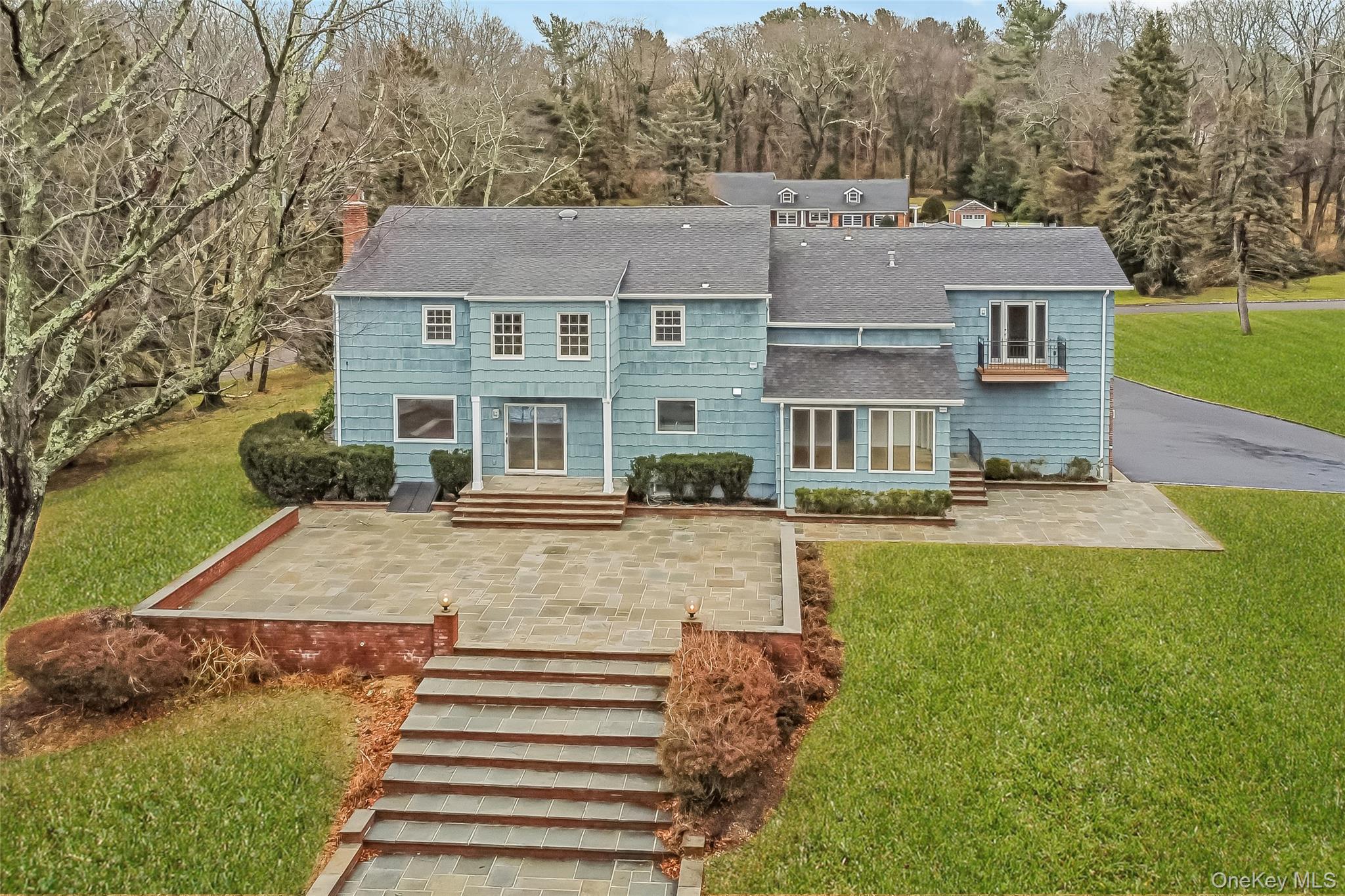 20 Rolling Drive, Brookville, NY 11545