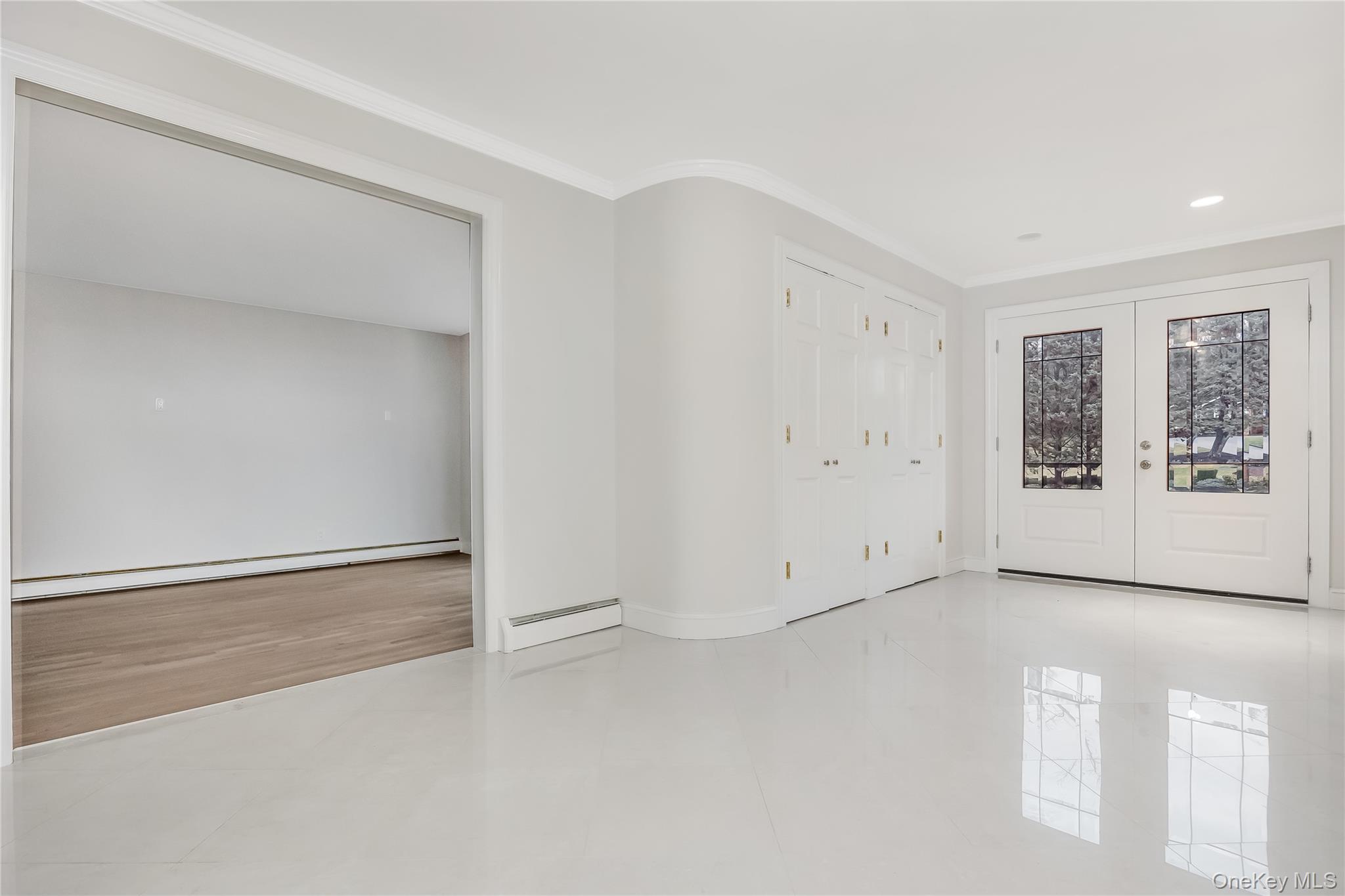 20 Rolling Drive, Brookville, NY 11545