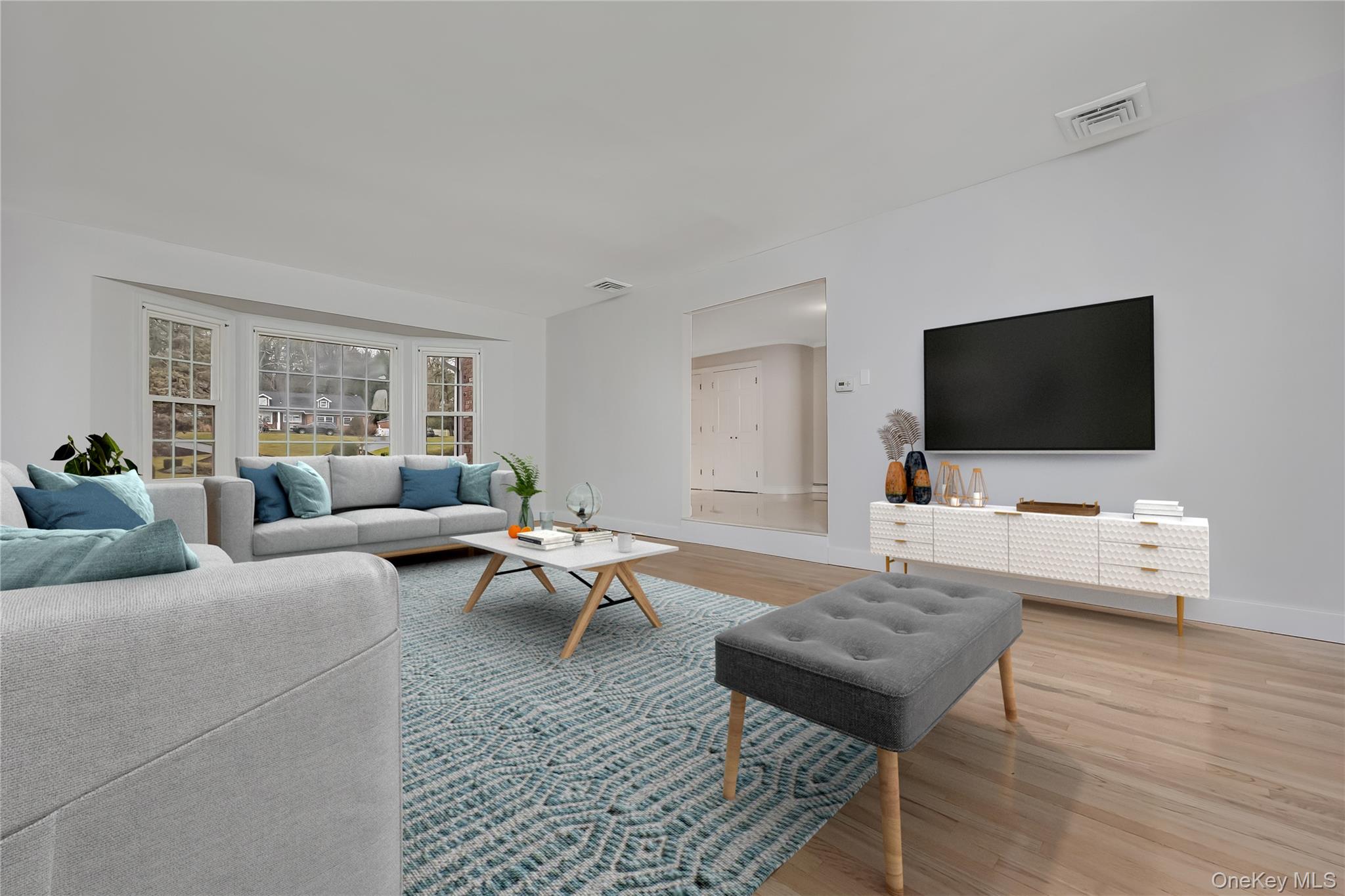 20 Rolling Drive, Brookville, NY 11545