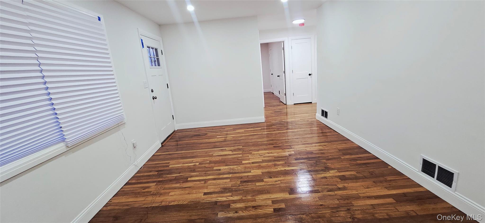 33 Silverpine Drive, Amityville, NY 11701