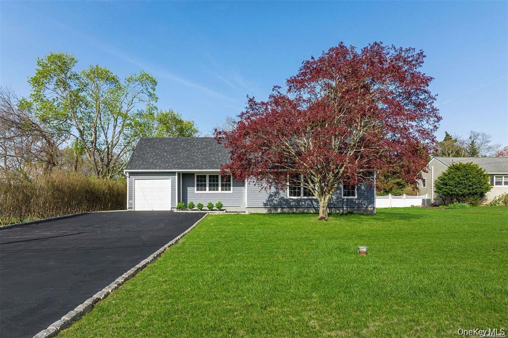 970 Village Lane, Mattituck, NY 11952