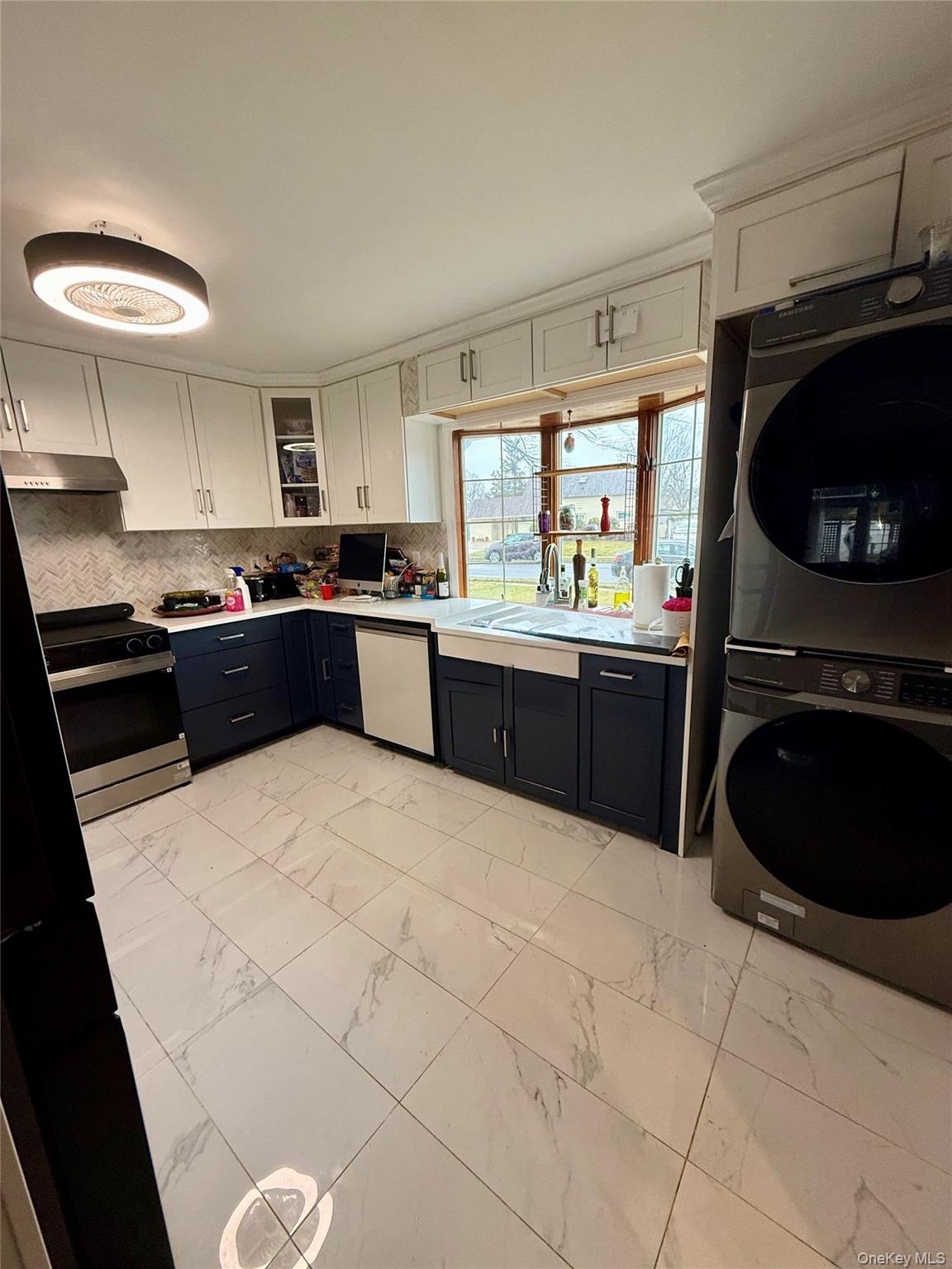 65 Prince Lane, Westbury, NY 11590