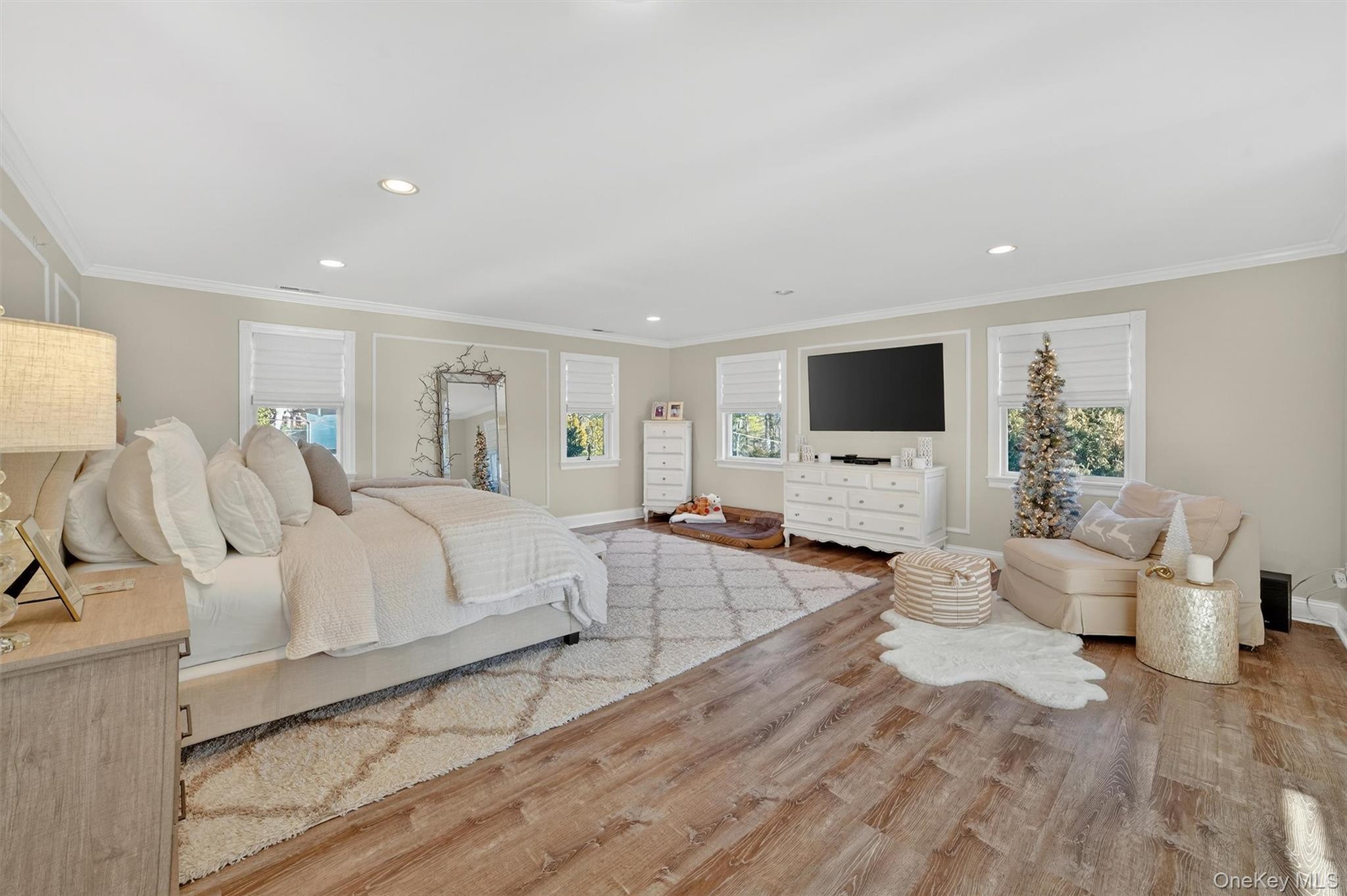 6 Rest Avenue, Ardsley, NY 10502