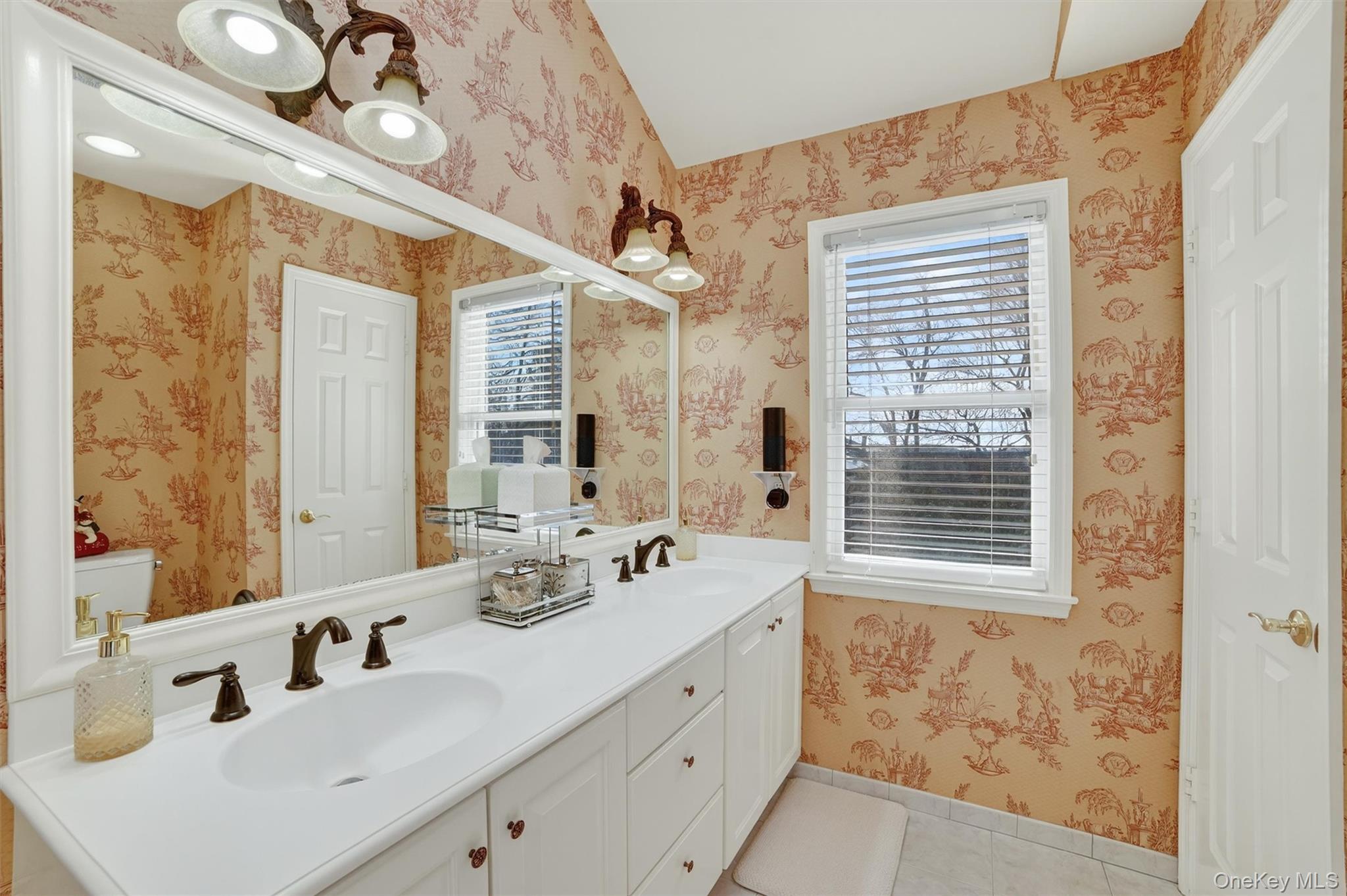 6 Rest Avenue, Ardsley, NY 10502