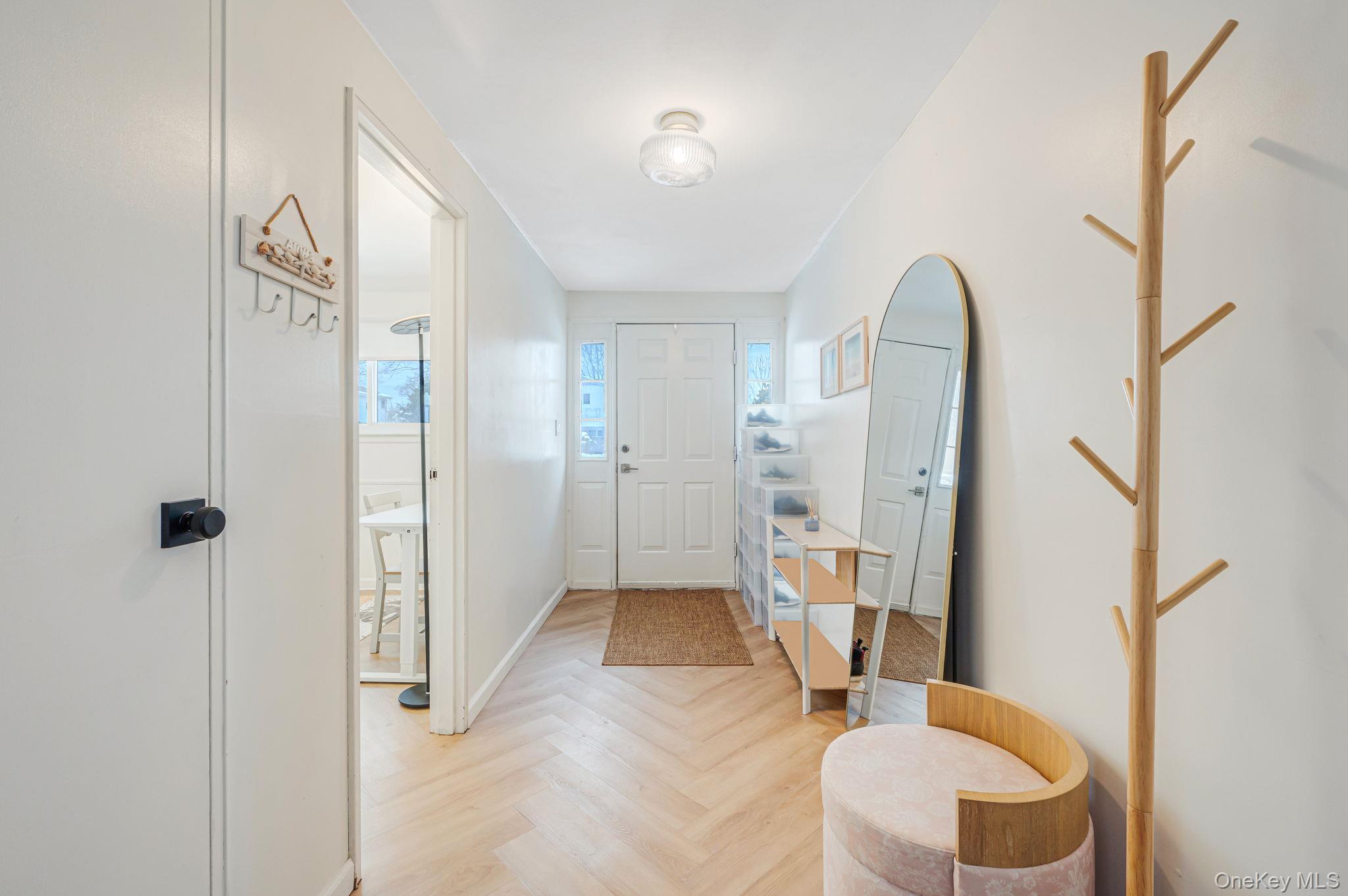 7 Seneca Drive, Commack, NY 11725