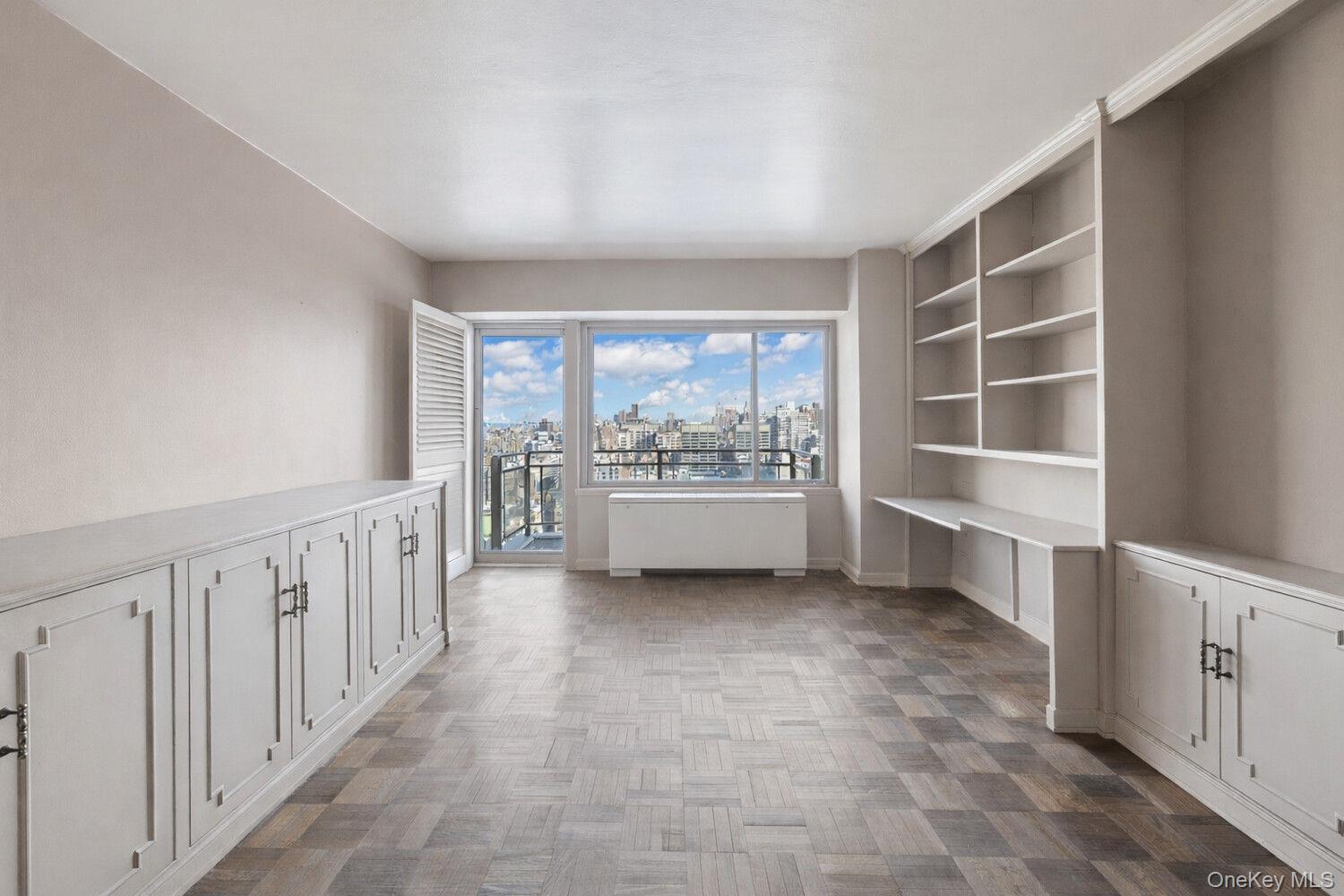 118 E 60TH Street # 31EF, New York (Manhattan), NY 10022