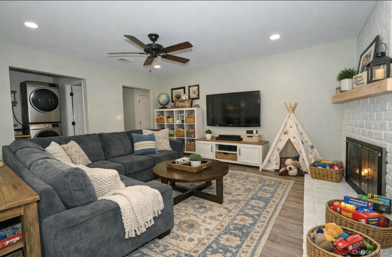 34 Stewart Circle N, Centereach, NY 11720