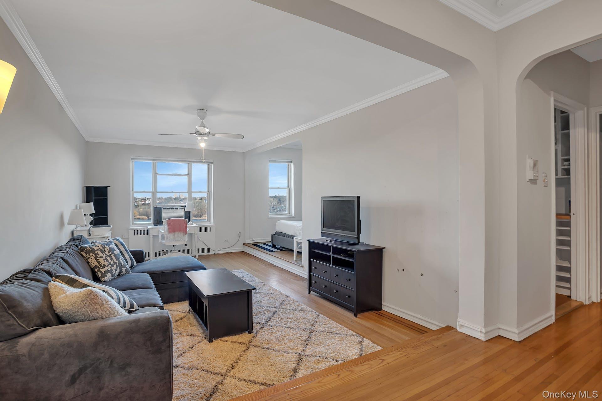 113-14 72nd Road # 3D, Forest Hills, NY 11375