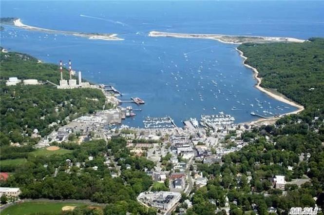 117 Leeward Lane, Port Jefferson, NY 11777