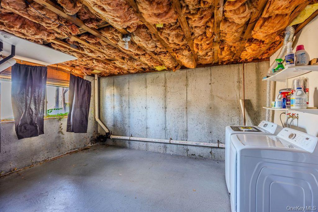 117 Leeward Lane, Port Jefferson, NY 11777