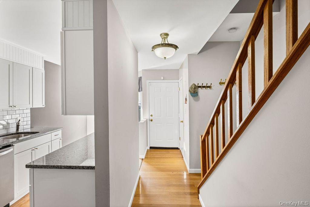 117 Leeward Lane, Port Jefferson, NY 11777