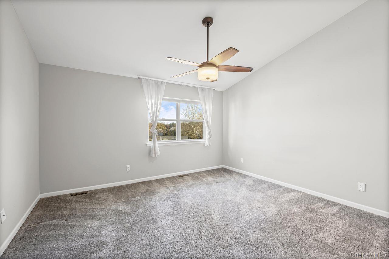 117 Leeward Lane, Port Jefferson, NY 11777