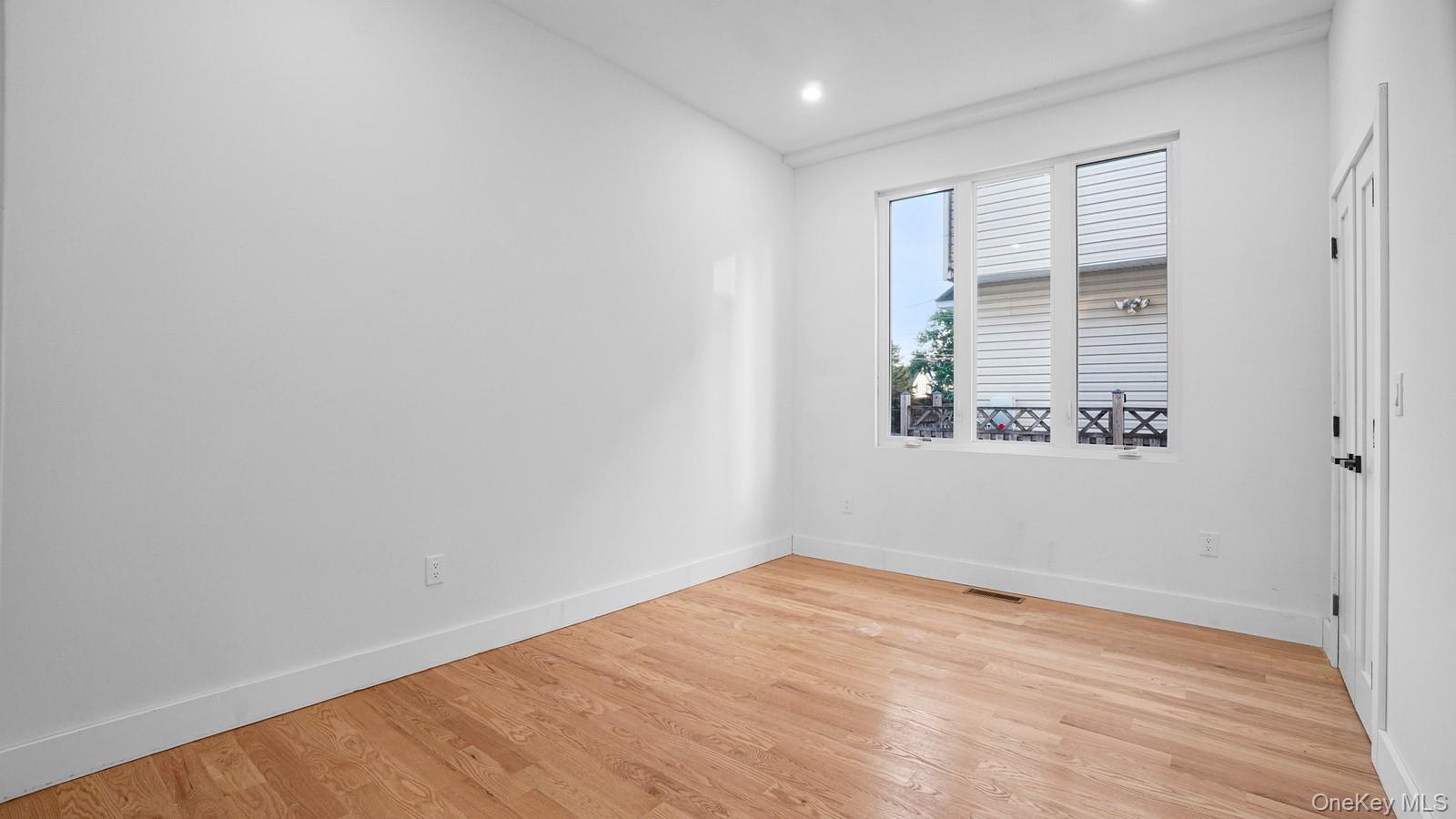 3239 Tierney Place, Bronx, NY 10465