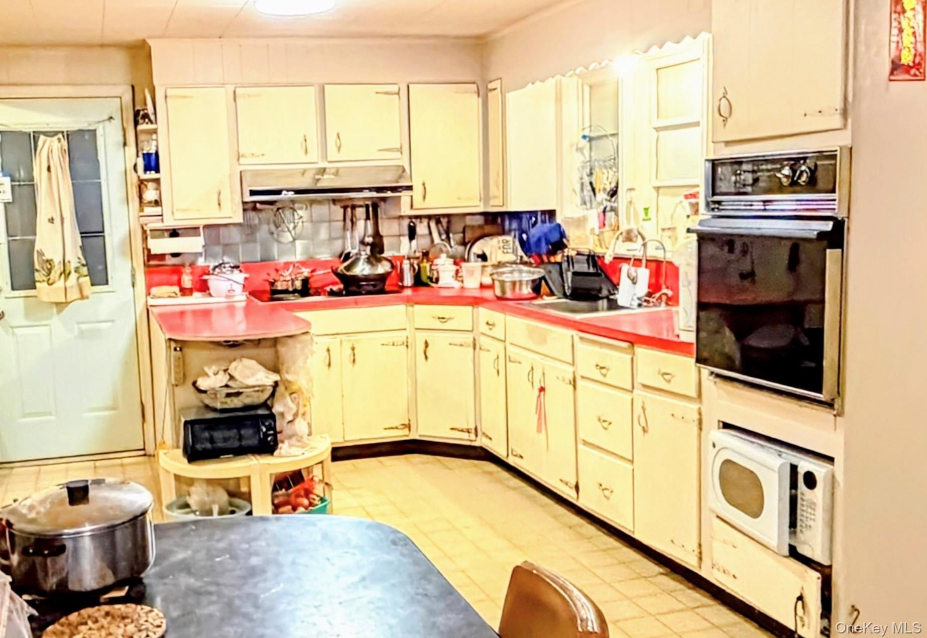 537 Ryders Ln East Bruns, Call Listing Agent, NJ 08816