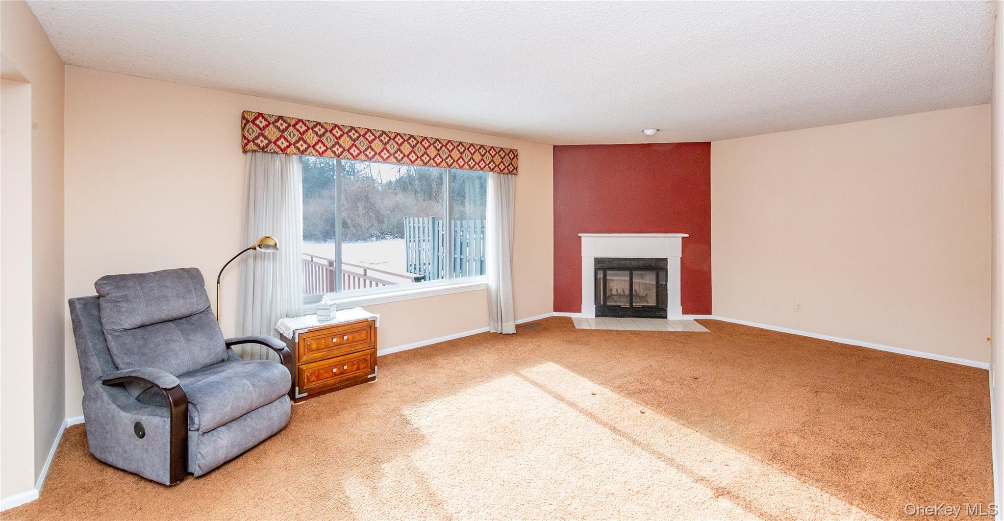 13 Cushing Green S, Pawling, NY 12564