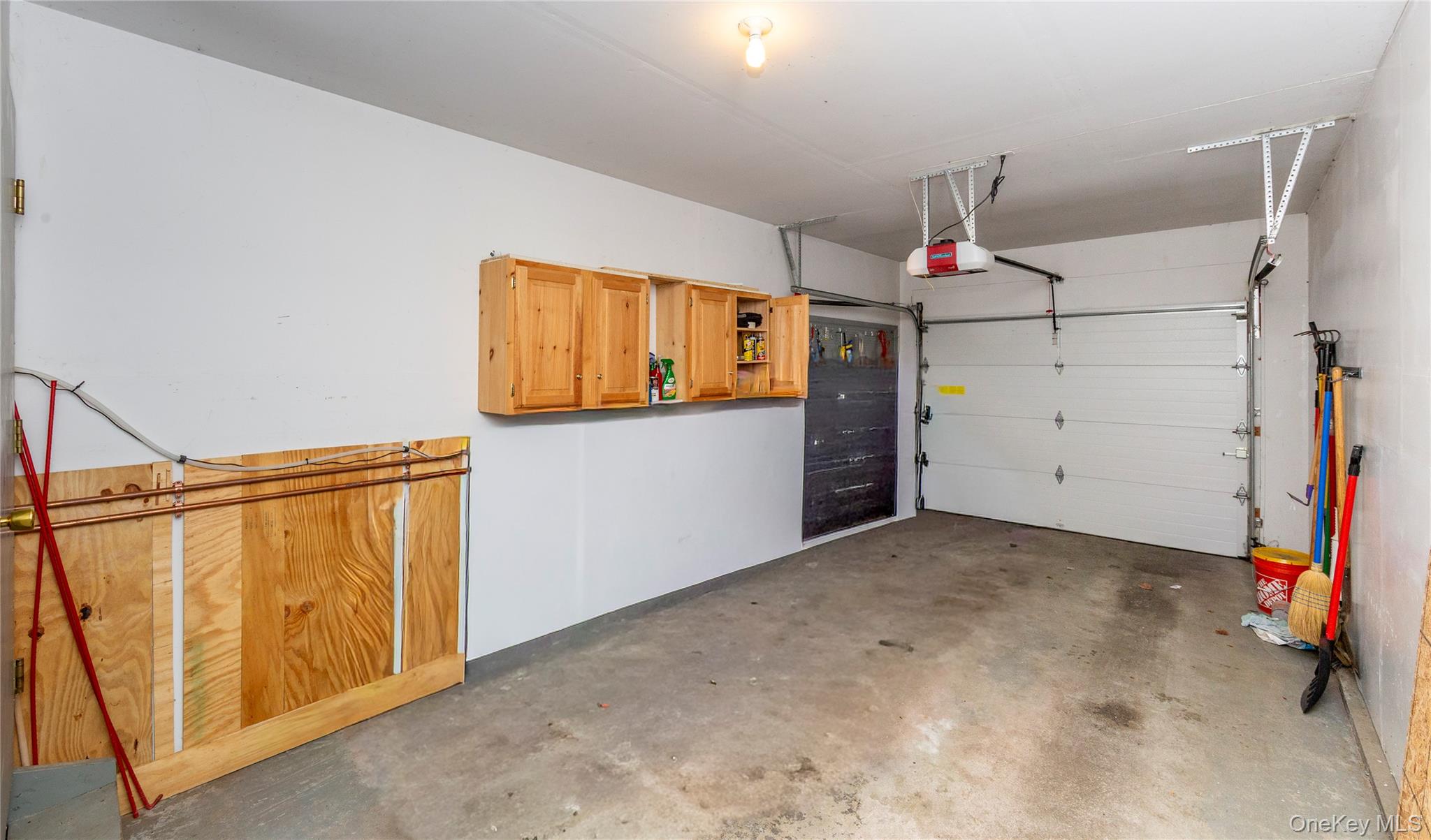 13 Cushing Green S, Pawling, NY 12564