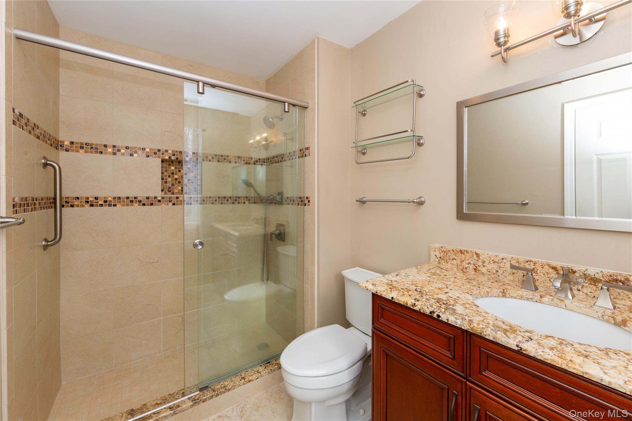 13 Cushing Green S, Pawling, NY 12564