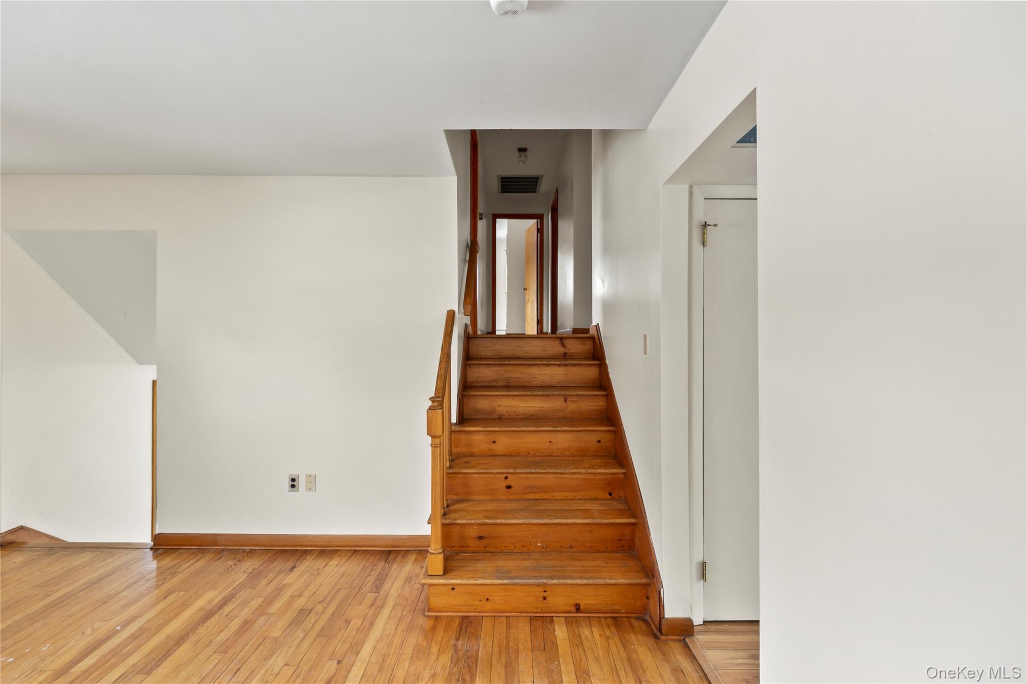 3 Anchor Road, Spring Valley, NY 10977