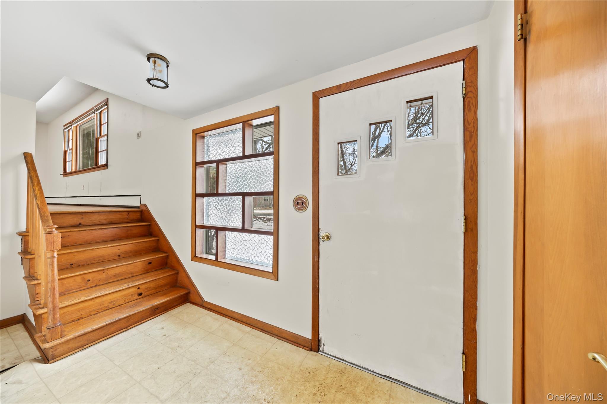 3 Anchor Road, Spring Valley, NY 10977