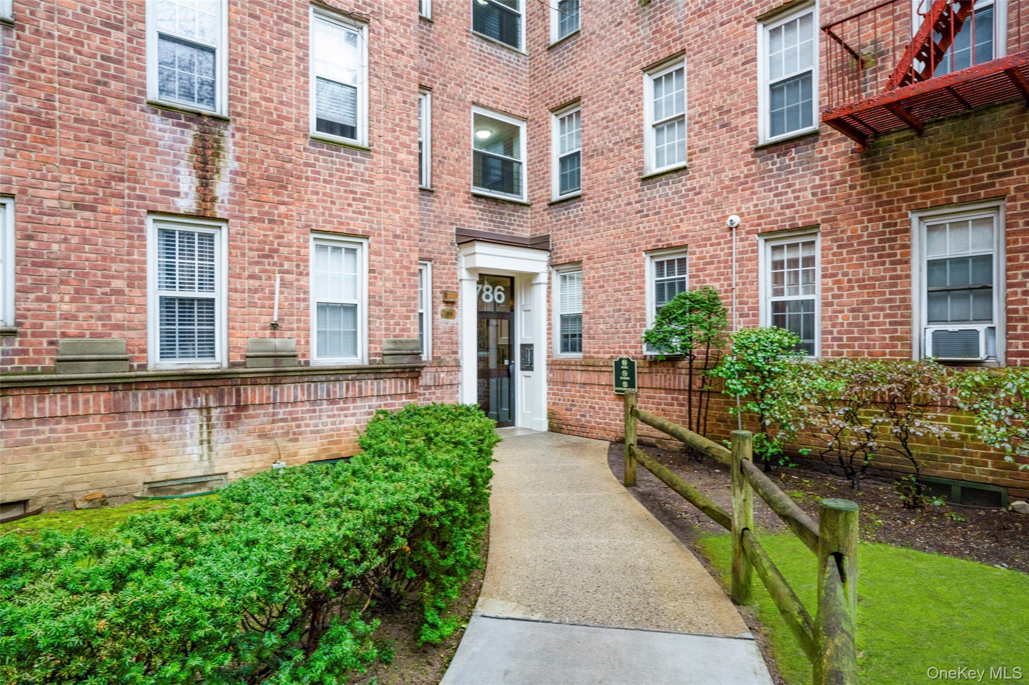 786 Bronx River Road # B65, Bronxville, NY 10708