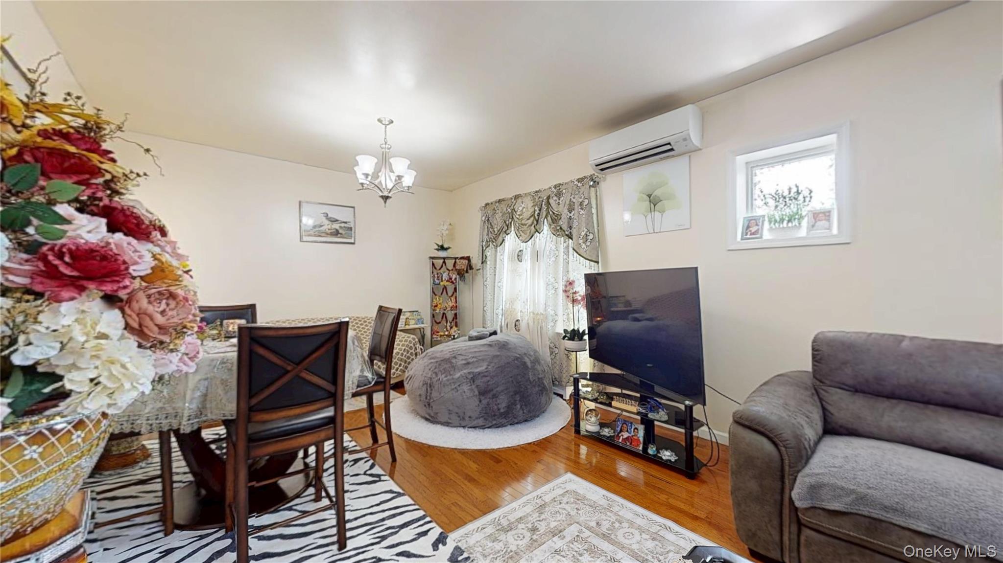 219 Shepherd Avenue, Brooklyn, NY 11208