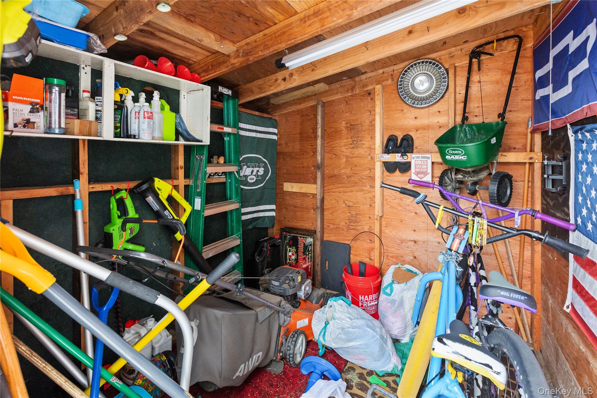 1361 Manatuck Boulevard, Bay Shore, NY 11706