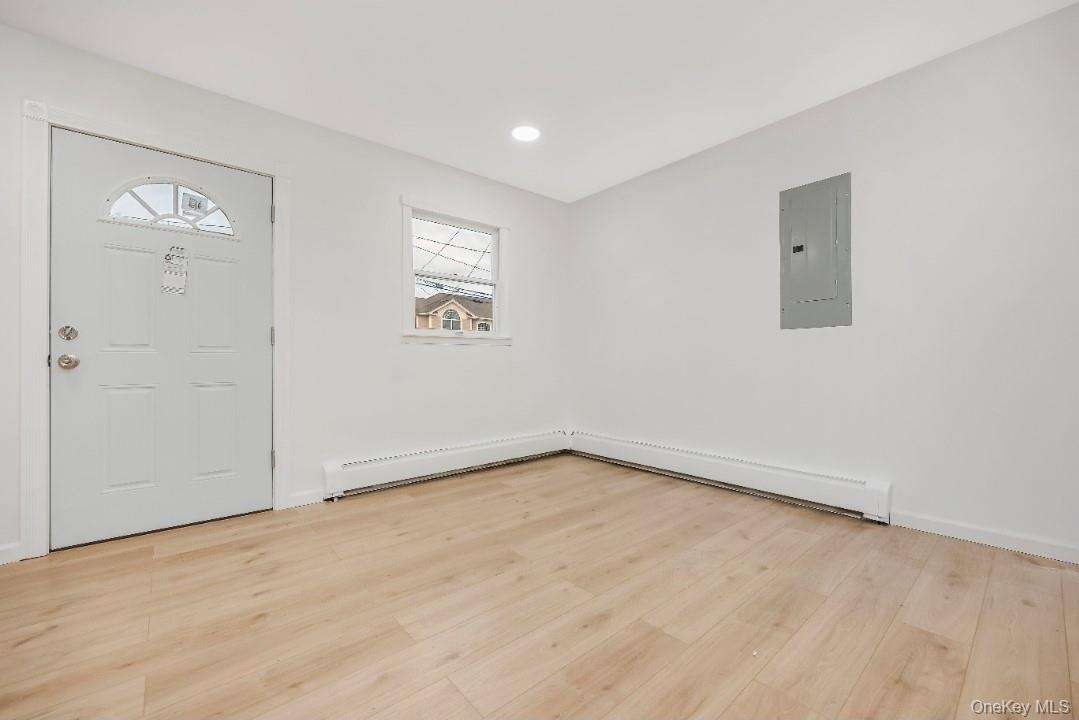 54 5th Street, Ronkonkoma, NY 11779