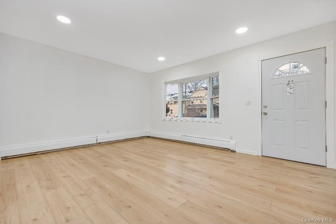 54 5th Street, Ronkonkoma, NY 11779