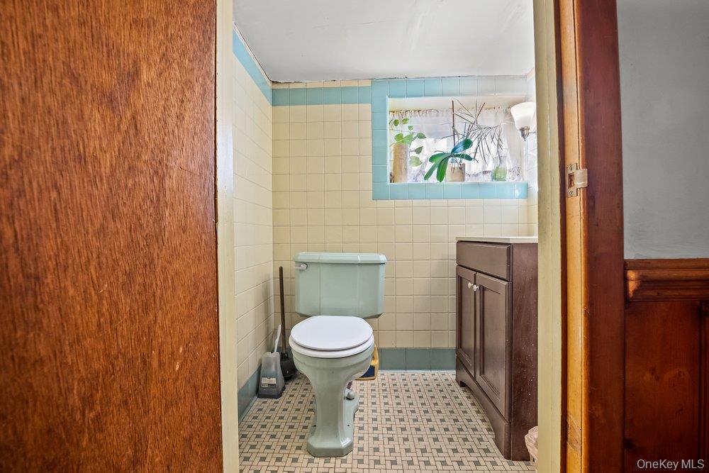 14595 221st Street, Springfield Gardens, NY 11413