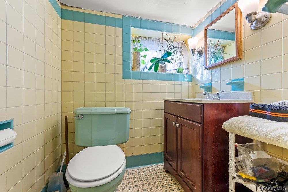 14595 221st Street, Springfield Gardens, NY 11413