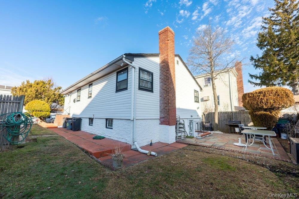 14595 221st Street, Springfield Gardens, NY 11413