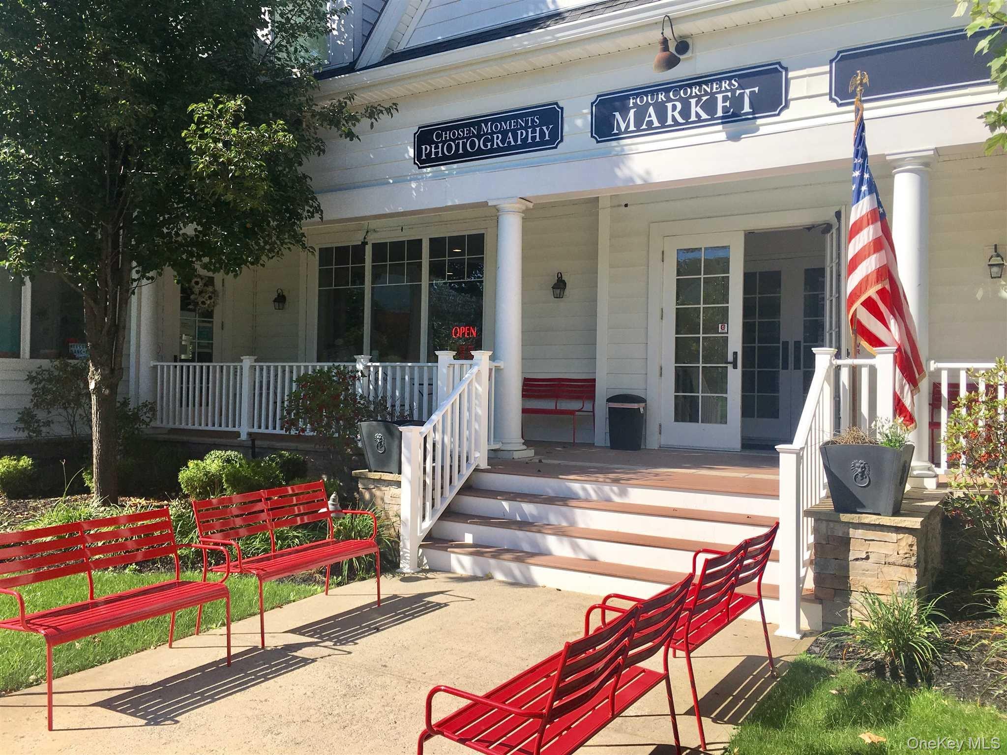 1 FOUR CORNERS Boulevard # 4, Hopewell Junction, NY 12533