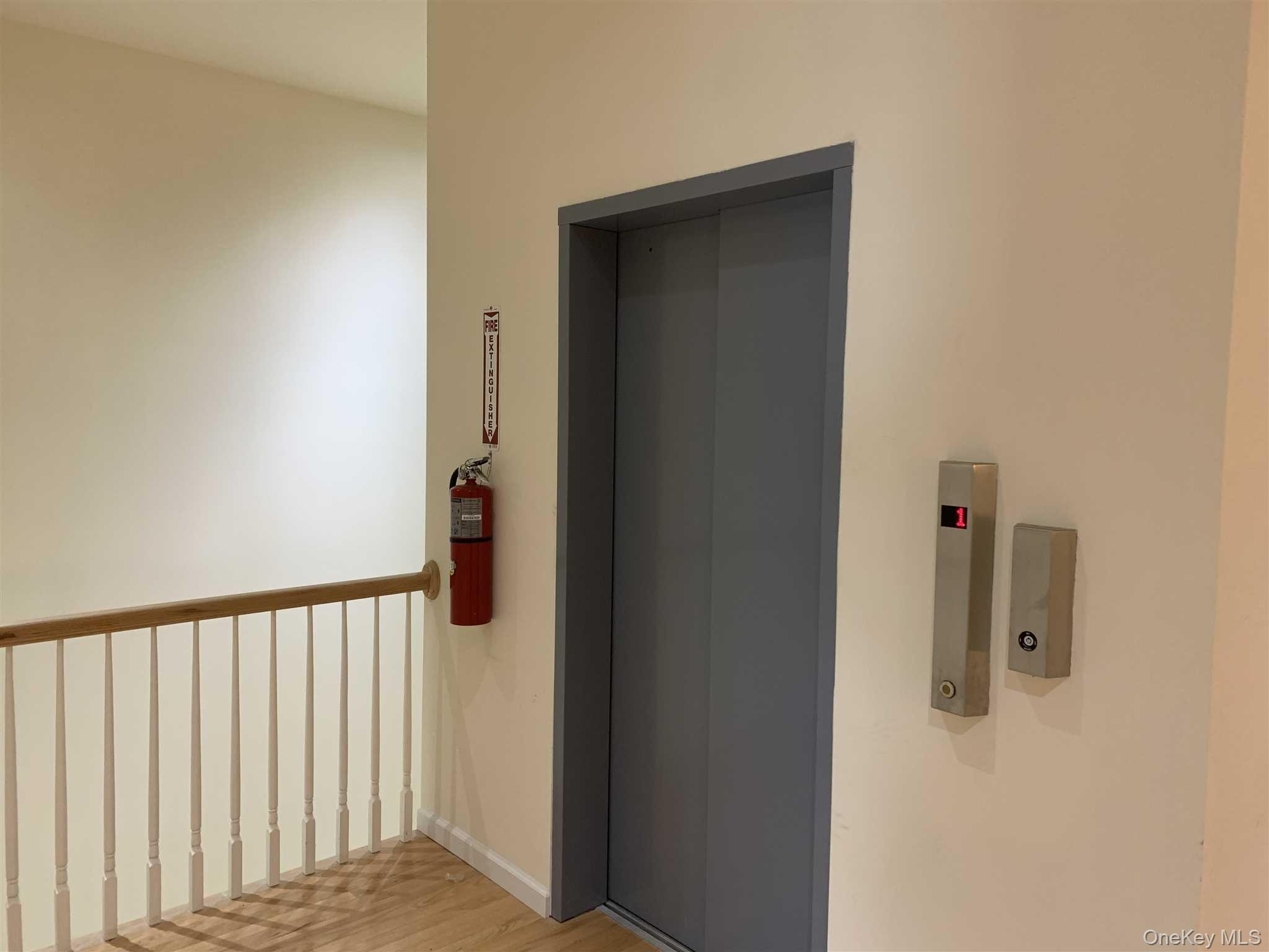 1 FOUR CORNERS Boulevard # 4, Hopewell Junction, NY 12533