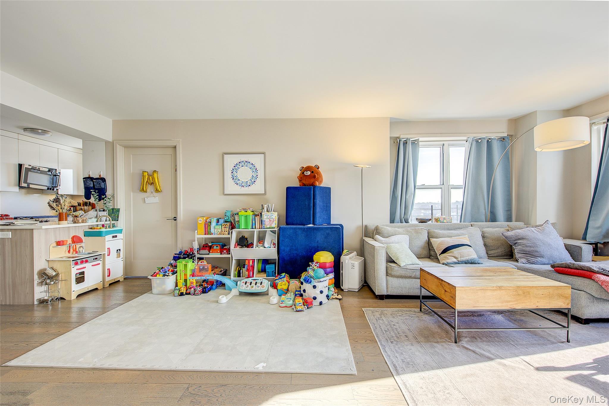 107-40 Queens Boulevard # 10A, Forest Hills, NY 11375