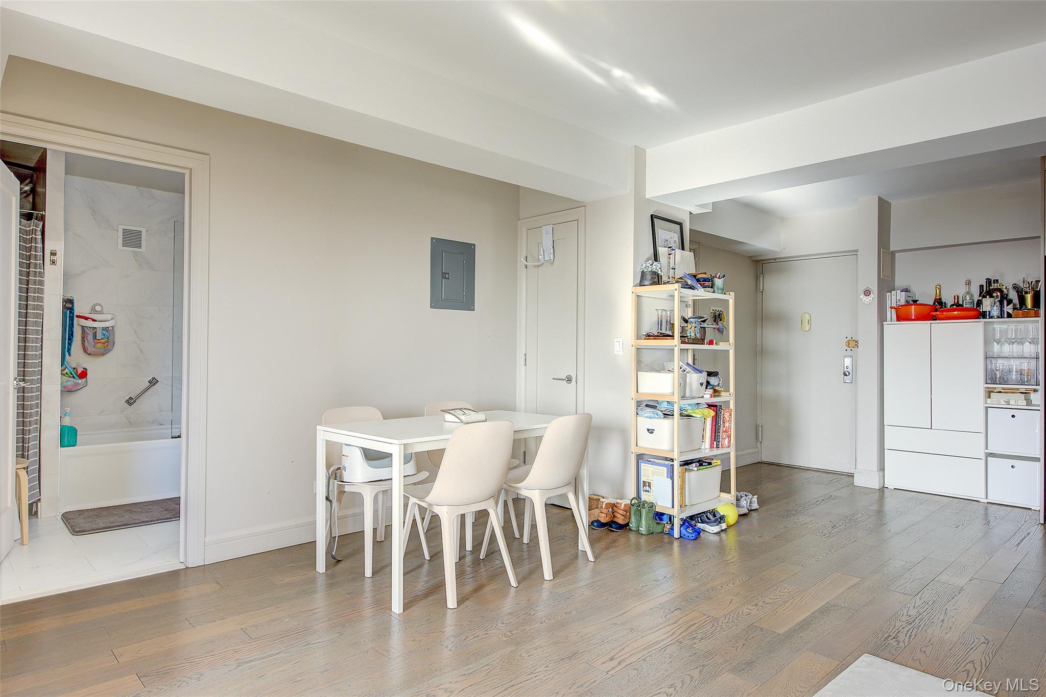 107-40 Queens Boulevard # 10A, Forest Hills, NY 11375