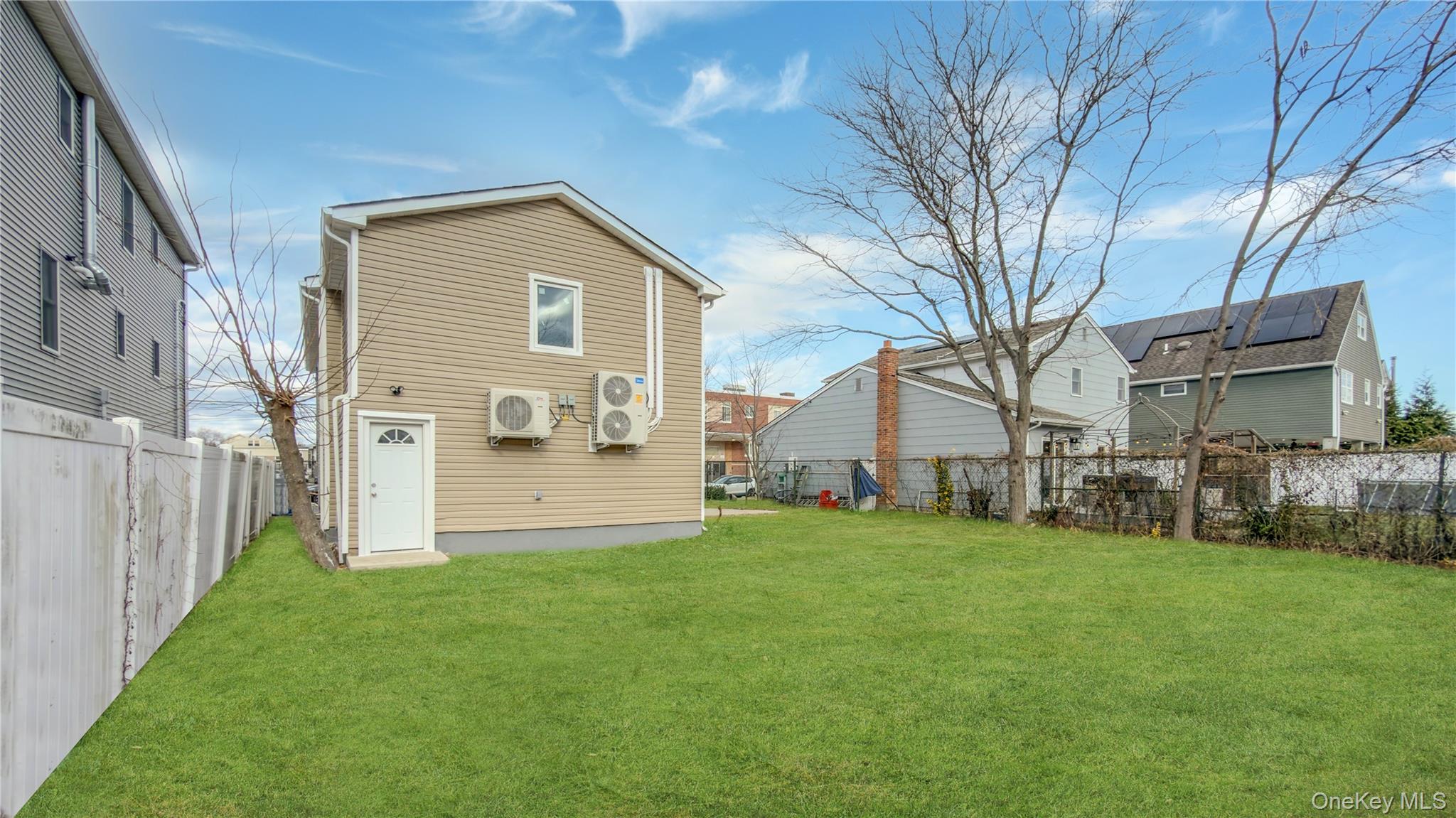 37 Deal Road, Island Park, NY 11558