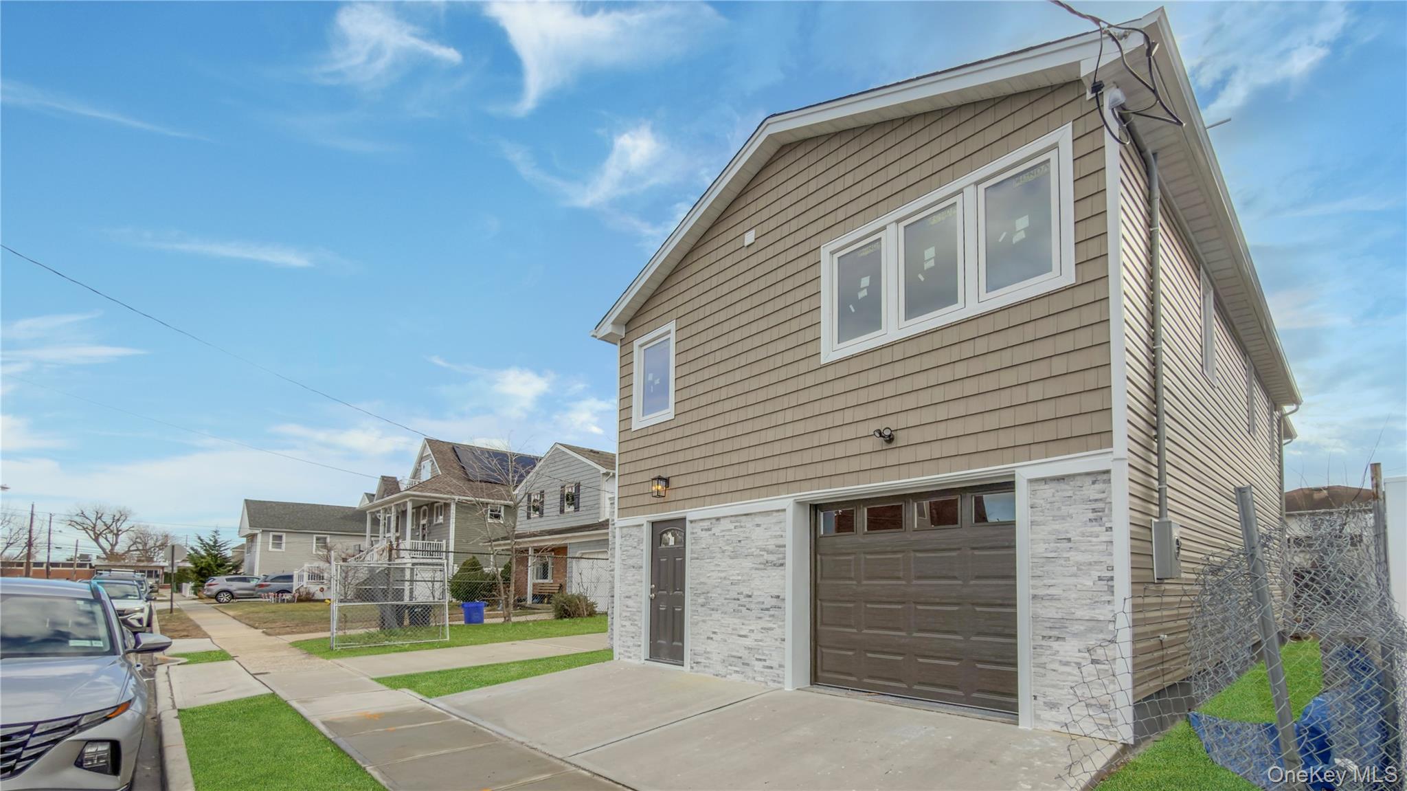 37 Deal Road, Island Park, NY 11558