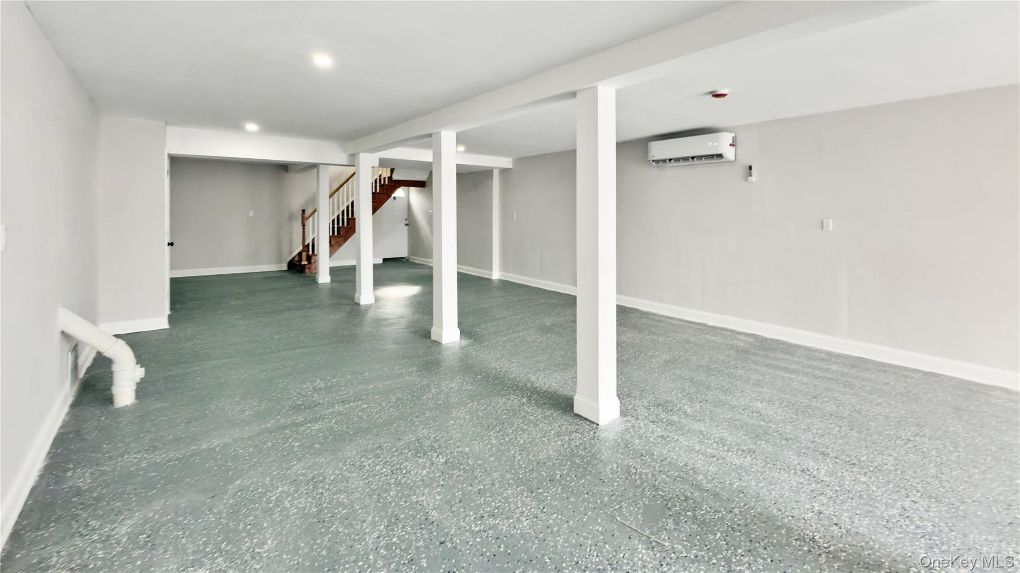 37 Deal Road, Island Park, NY 11558