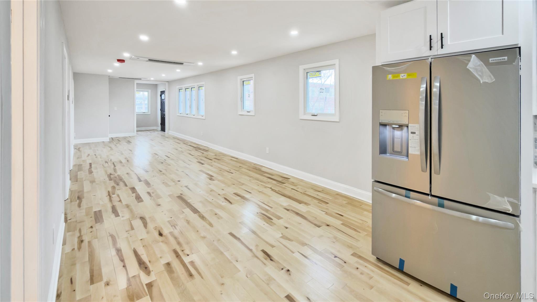 37 Deal Road, Island Park, NY 11558