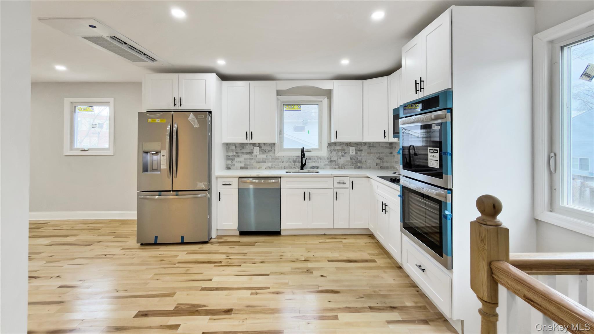 37 Deal Road, Island Park, NY 11558