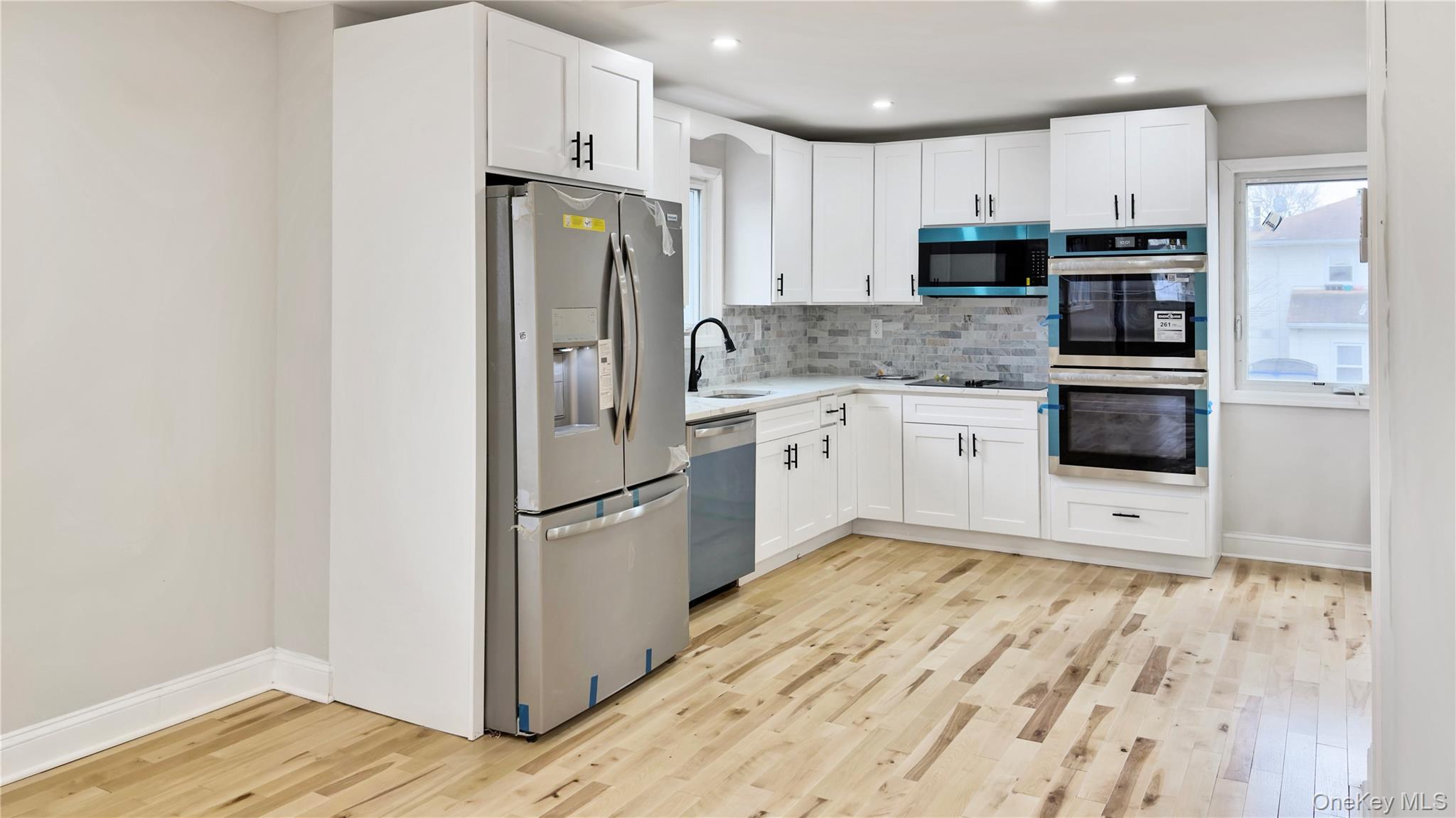 37 Deal Road, Island Park, NY 11558