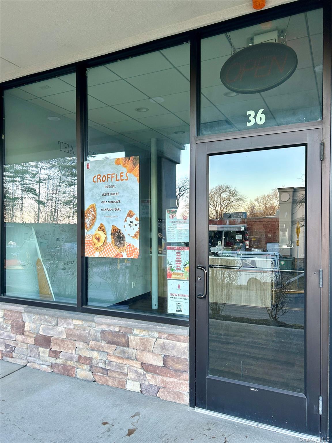 36 Orangetown Shopping Center, Orangeburg, NY 10962