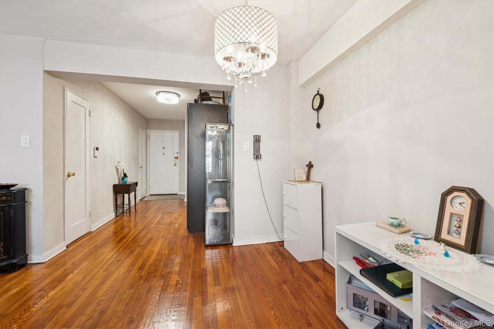 139-09 84th Drive # 408, Briarwood, NY 11435