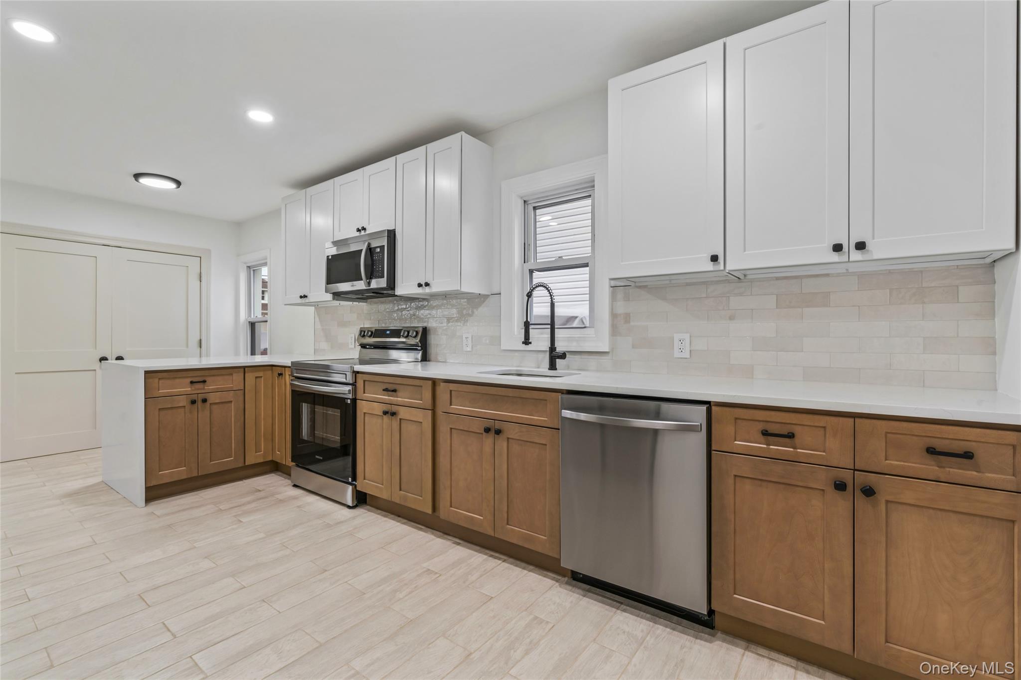 3322 Parkway Drive, Baldwin Harbor, NY 11510