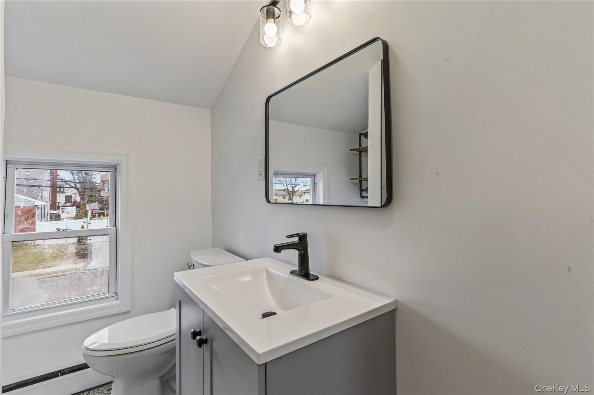 3322 Parkway Drive, Baldwin Harbor, NY 11510