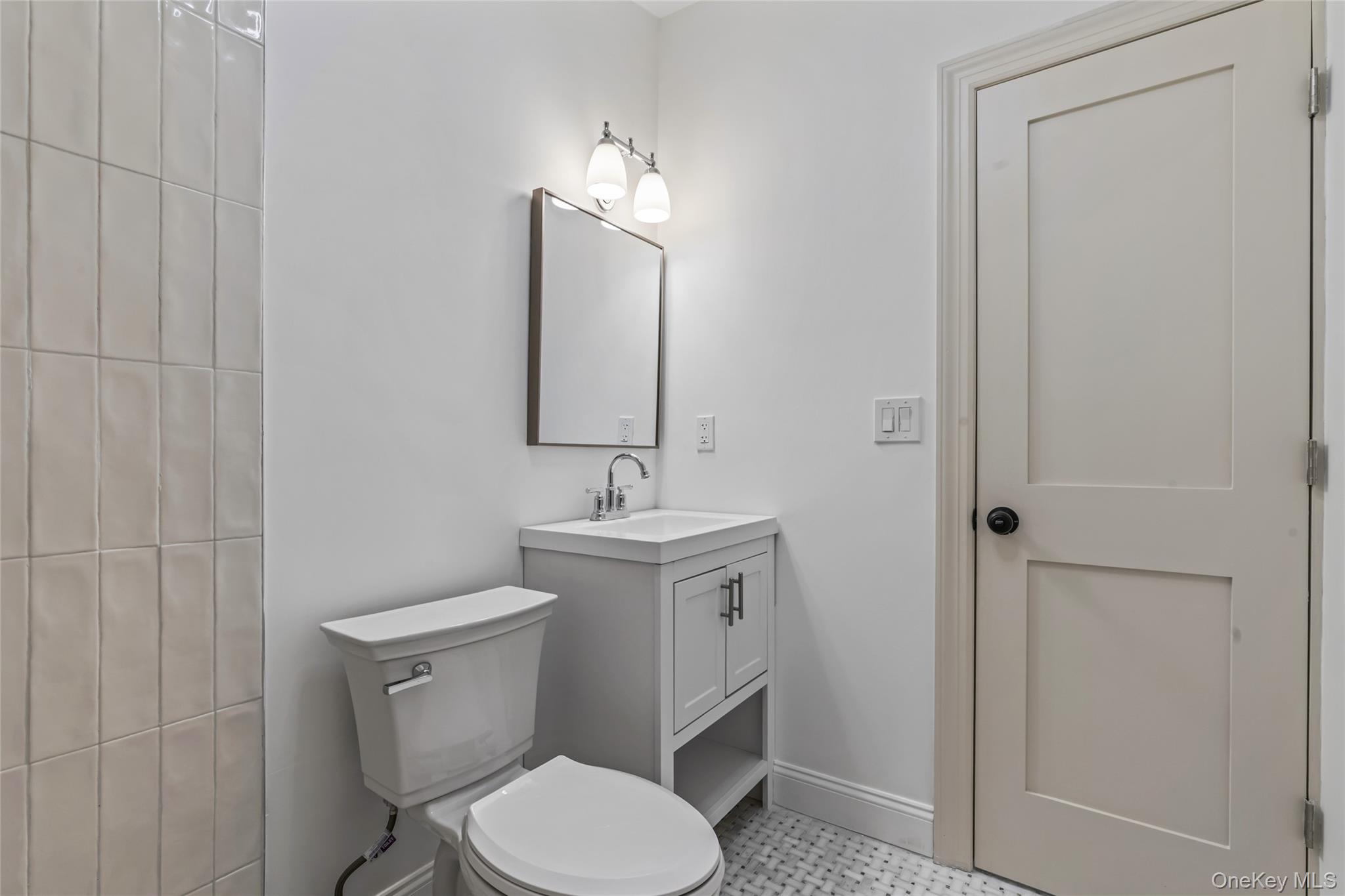 3322 Parkway Drive, Baldwin Harbor, NY 11510